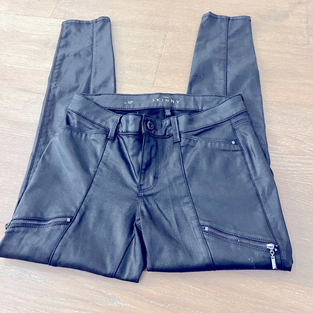 White House Black Market - like new size 4p